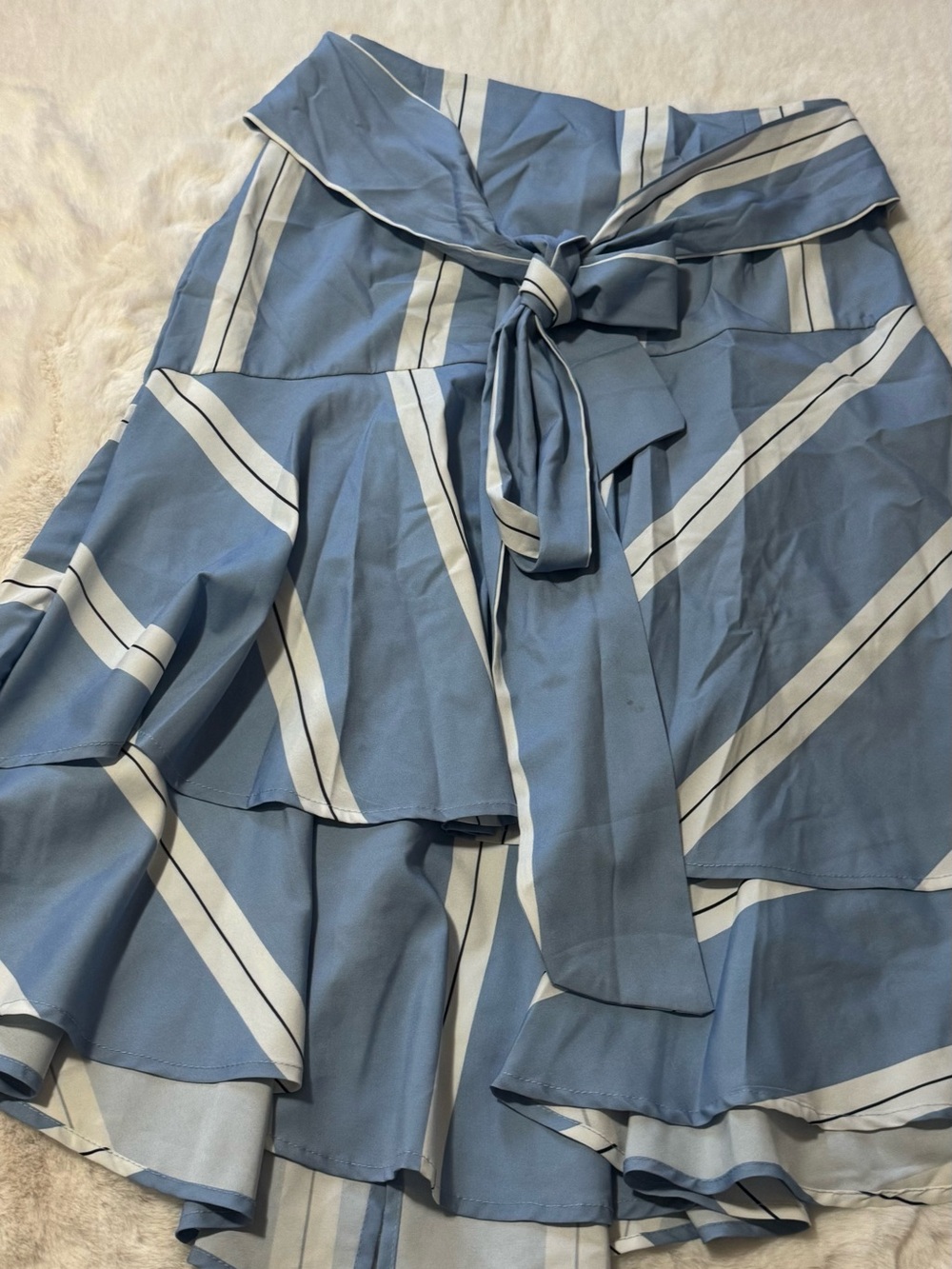 SHEIN Light Blue & White Striped Tie-Waist Tiered Skater Skirt